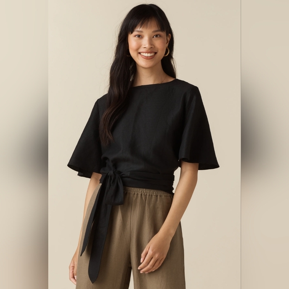 Vetta Flutter Sleeve Wrap Top - Picture 2 of 4